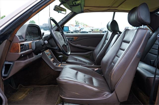used 1988 Mercedes-Benz 560 car, priced at $8,995