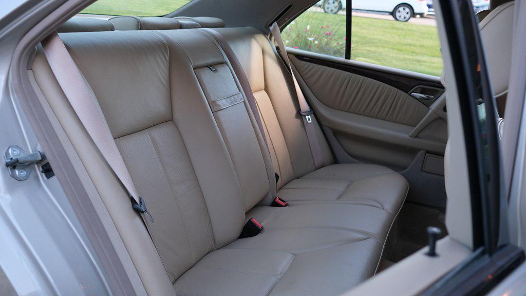 used 1998 Mercedes-Benz E-Class car, priced at $4,995