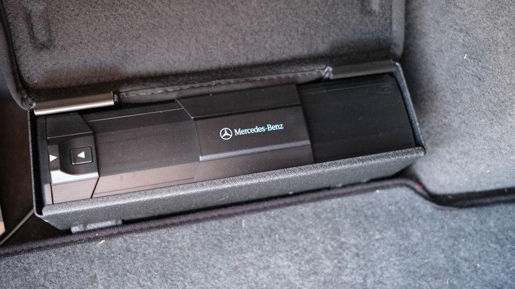 used 1998 Mercedes-Benz E-Class car, priced at $4,995