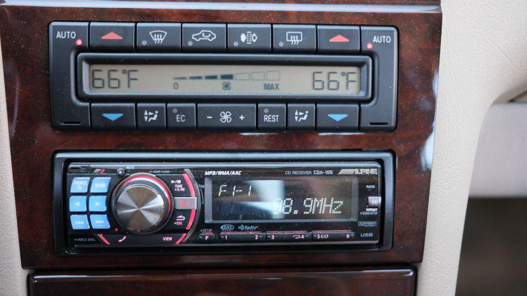 used 1998 Mercedes-Benz E-Class car, priced at $4,995