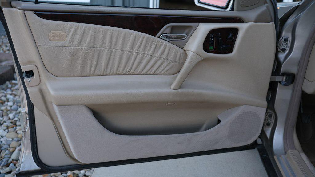 used 1998 Mercedes-Benz E-Class car, priced at $4,995