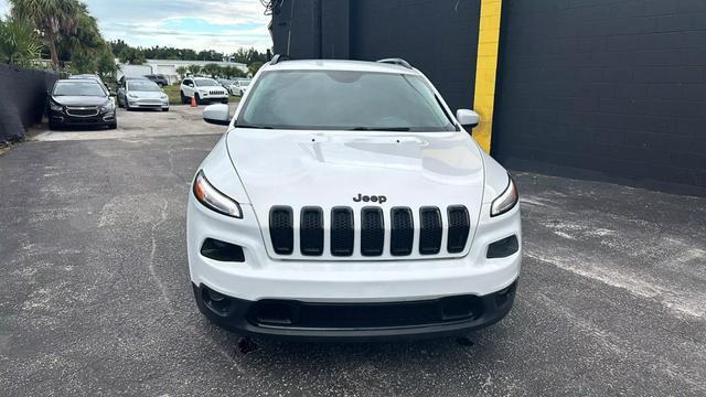 used 2018 Jeep Cherokee car, priced at $10,297