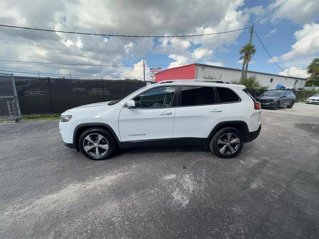 used 2020 Jeep Cherokee car, priced at $13,497