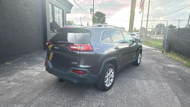 used 2018 Jeep Cherokee car, priced at $10,297