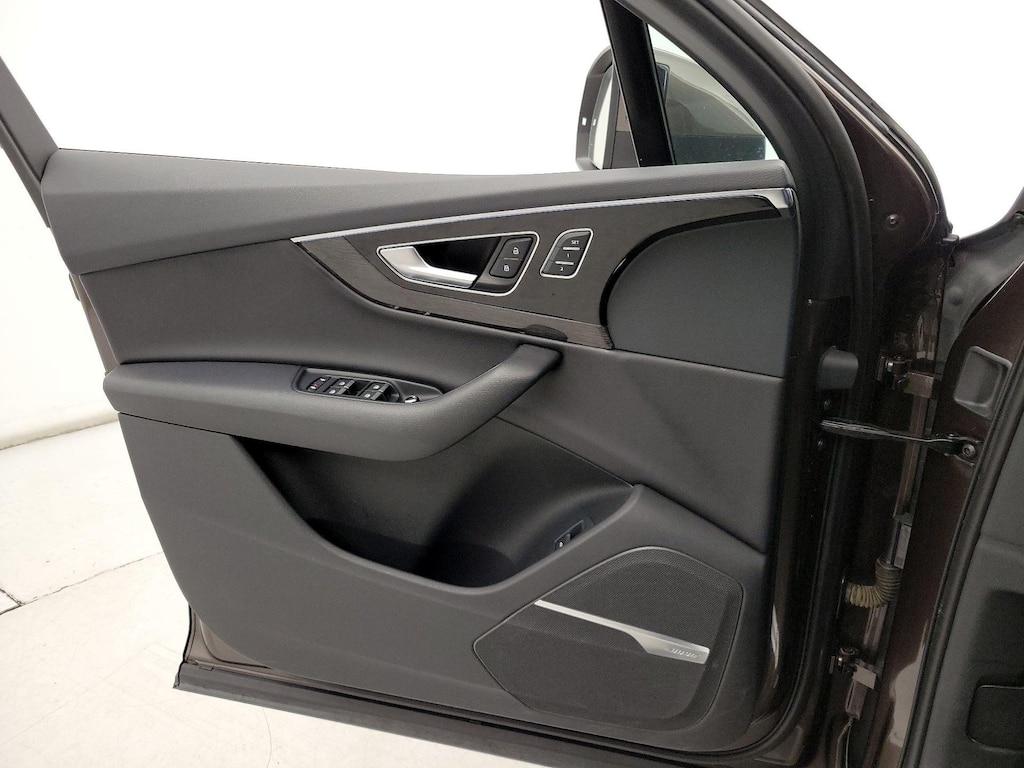 used 2018 Audi Q7 car, priced at $28,998
