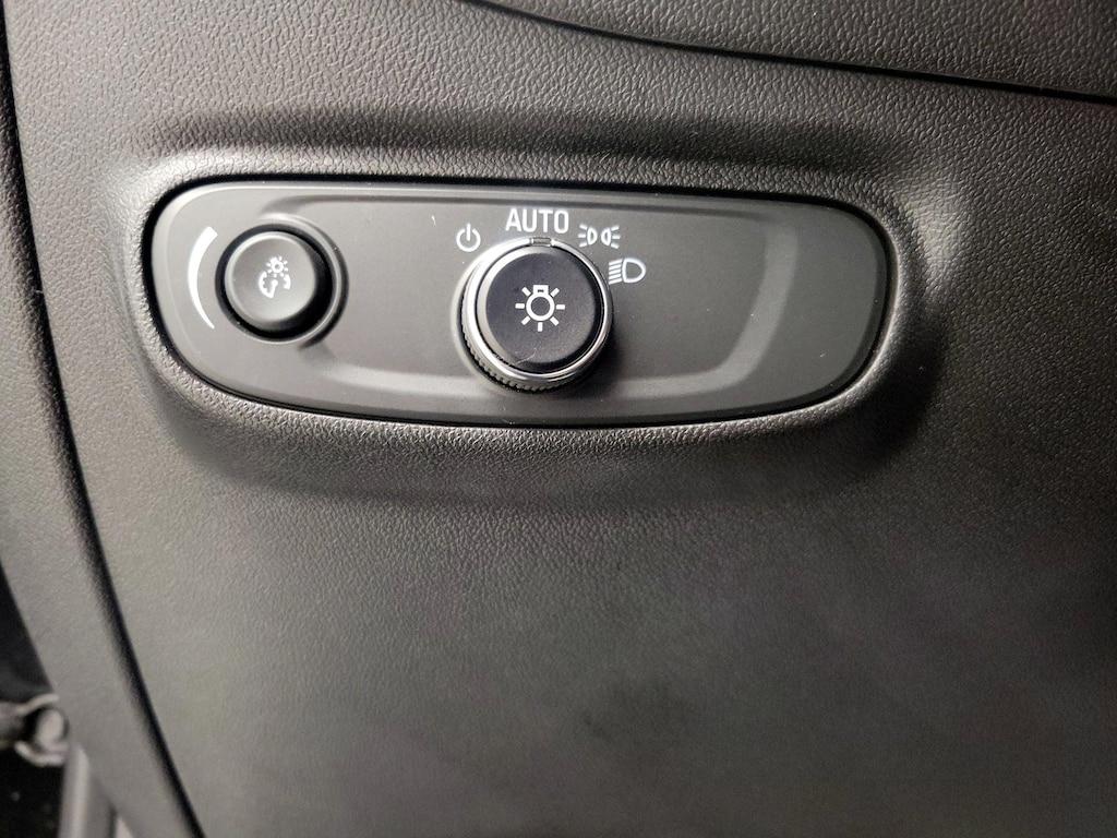 used 2021 Chevrolet Equinox car, priced at $18,998