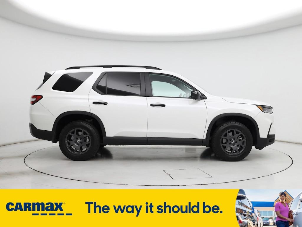 used 2025 Honda Pilot car, priced at $49,998