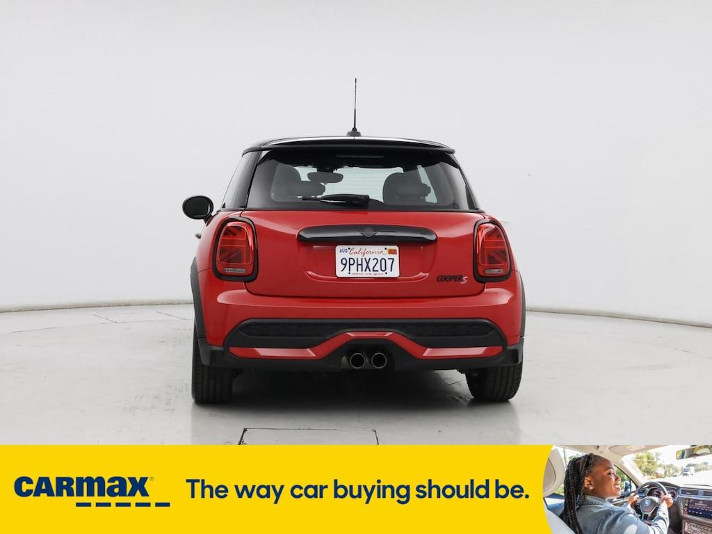 used 2022 MINI Hardtop car, priced at $23,998