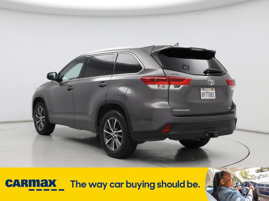 used 2018 Toyota Highlander car, priced at $27,998