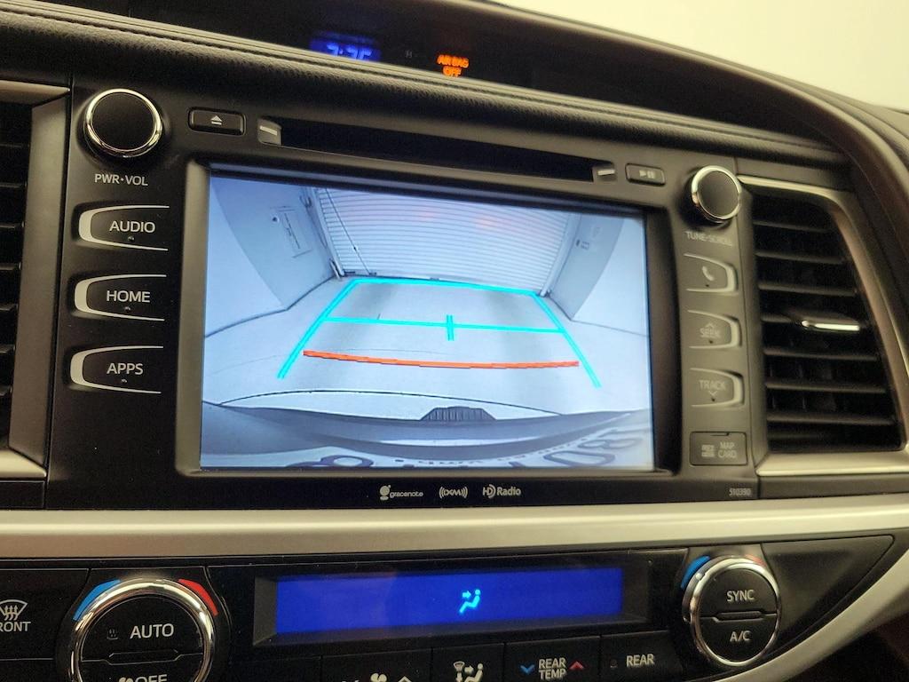 used 2018 Toyota Highlander car, priced at $27,998