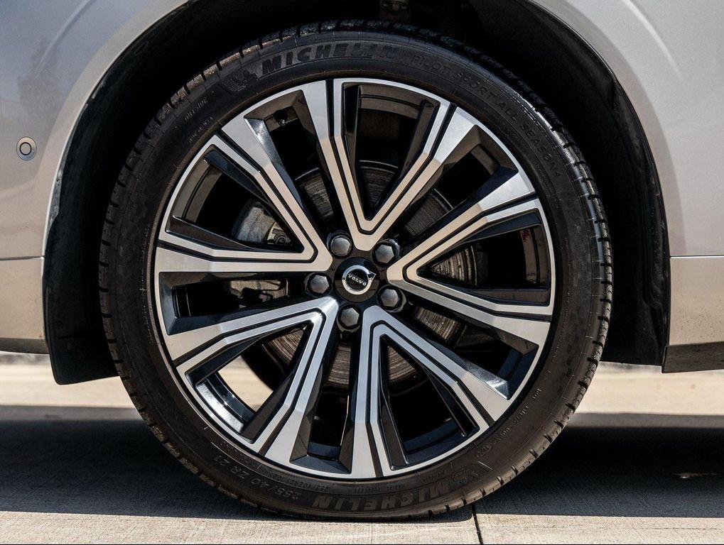 used 2023 Volvo XC60 car, priced at $37,991