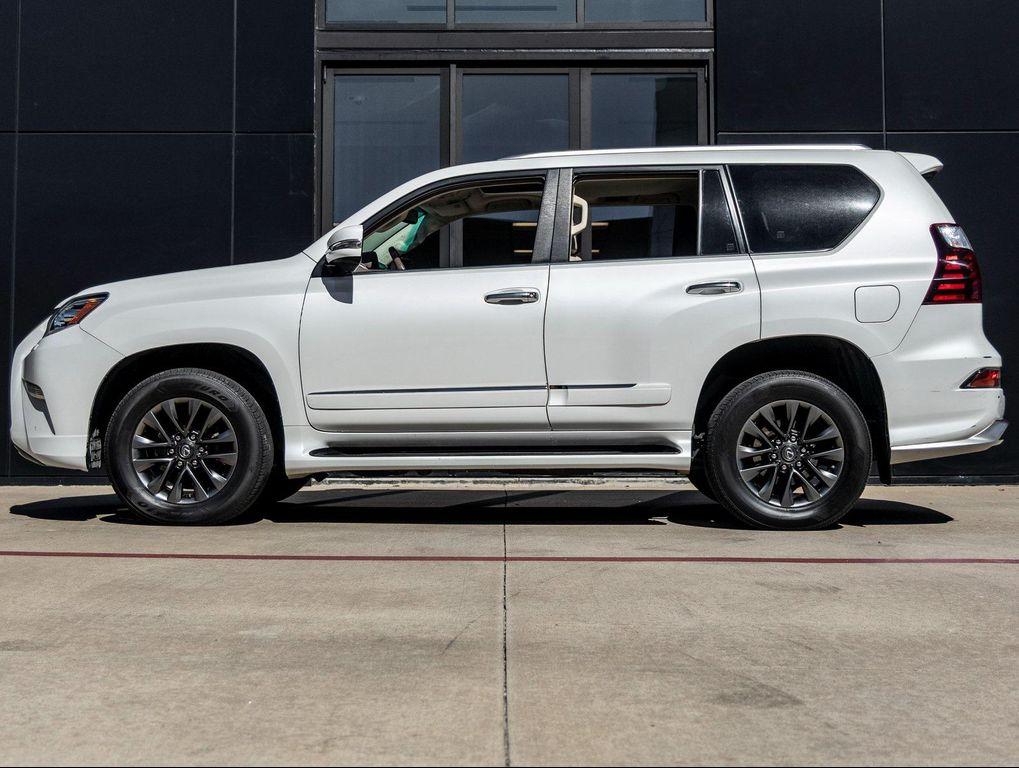 used 2017 Lexus GX 460 car, priced at $22,991