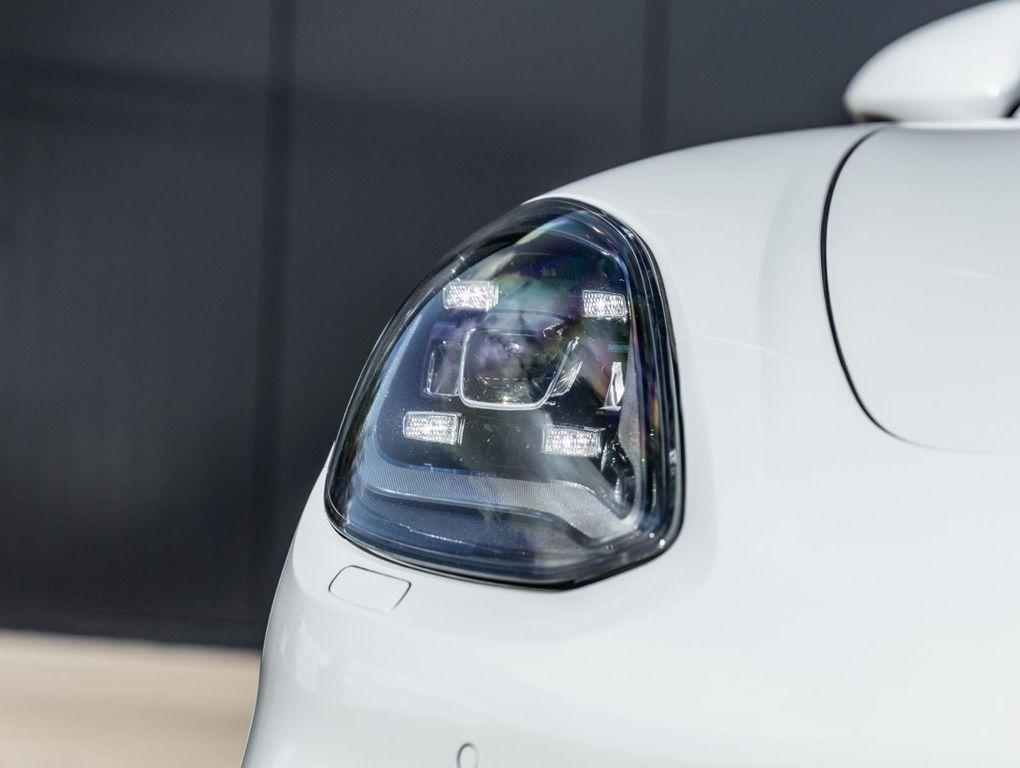 used 2020 Porsche Panamera car, priced at $54,991