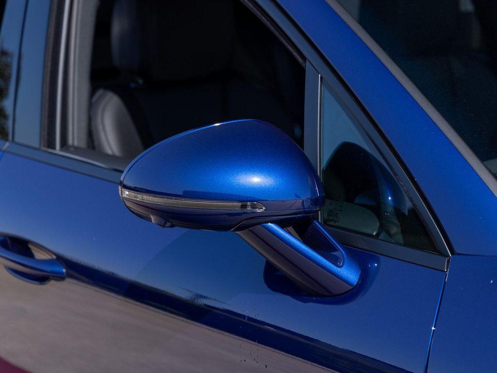 new 2025 Porsche Macan car, priced at $82,005