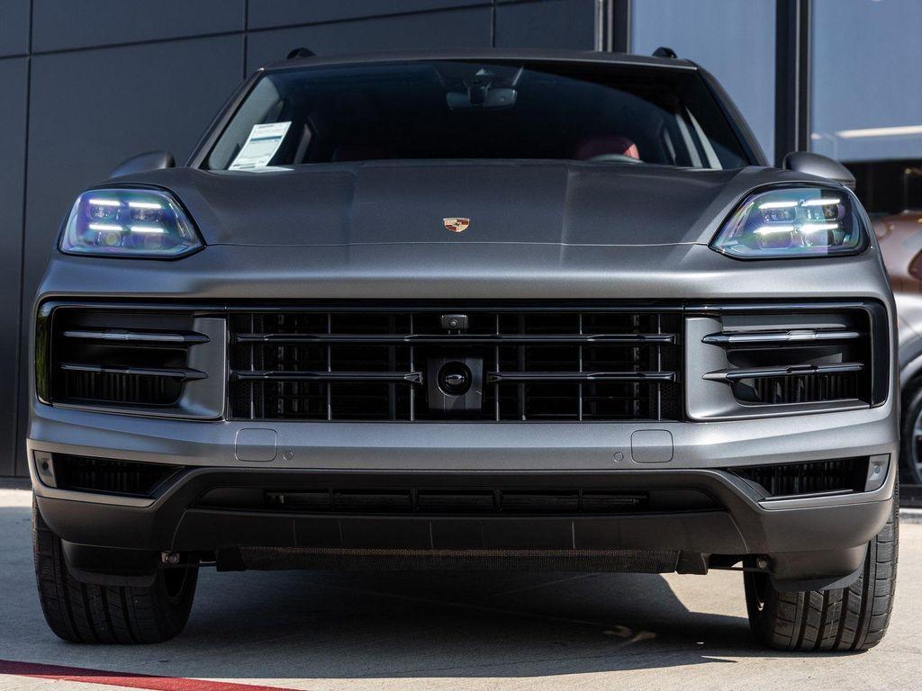 new 2025 Porsche Cayenne car, priced at $127,515