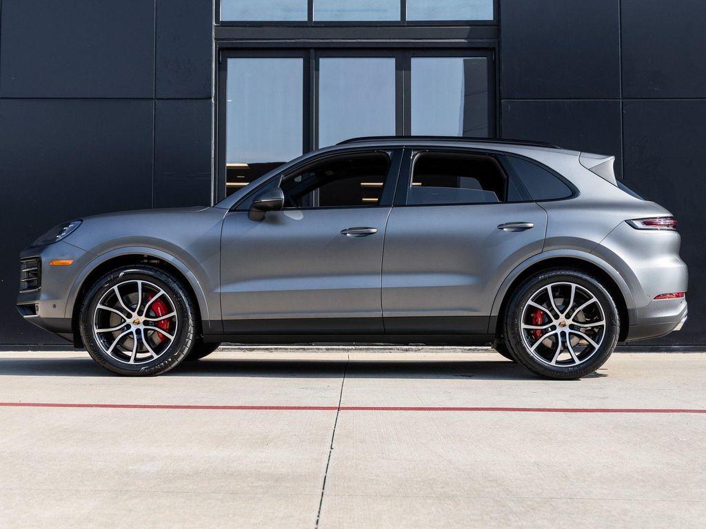 new 2025 Porsche Cayenne car, priced at $127,515
