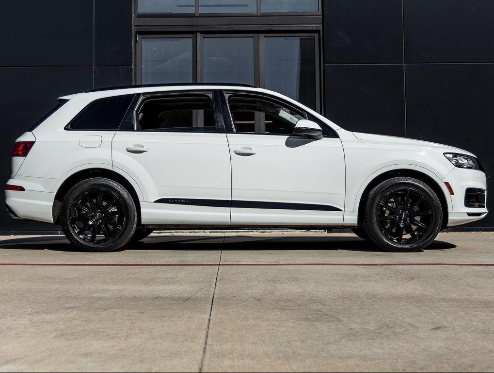 used 2018 Audi Q7 car, priced at $19,591