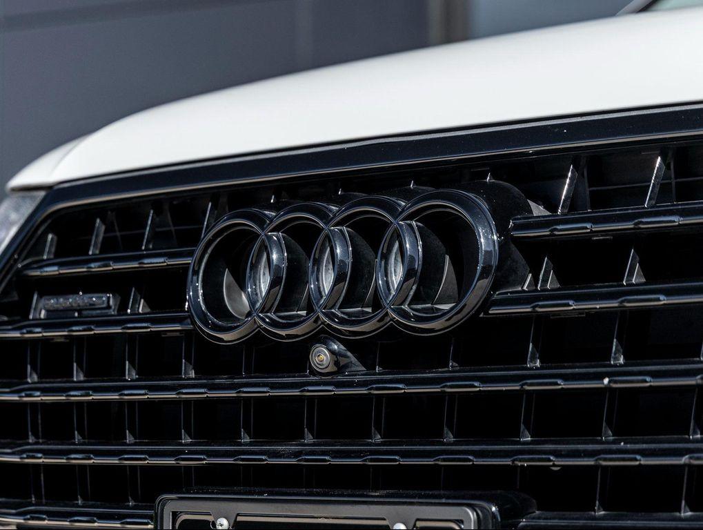 used 2018 Audi Q7 car, priced at $19,591