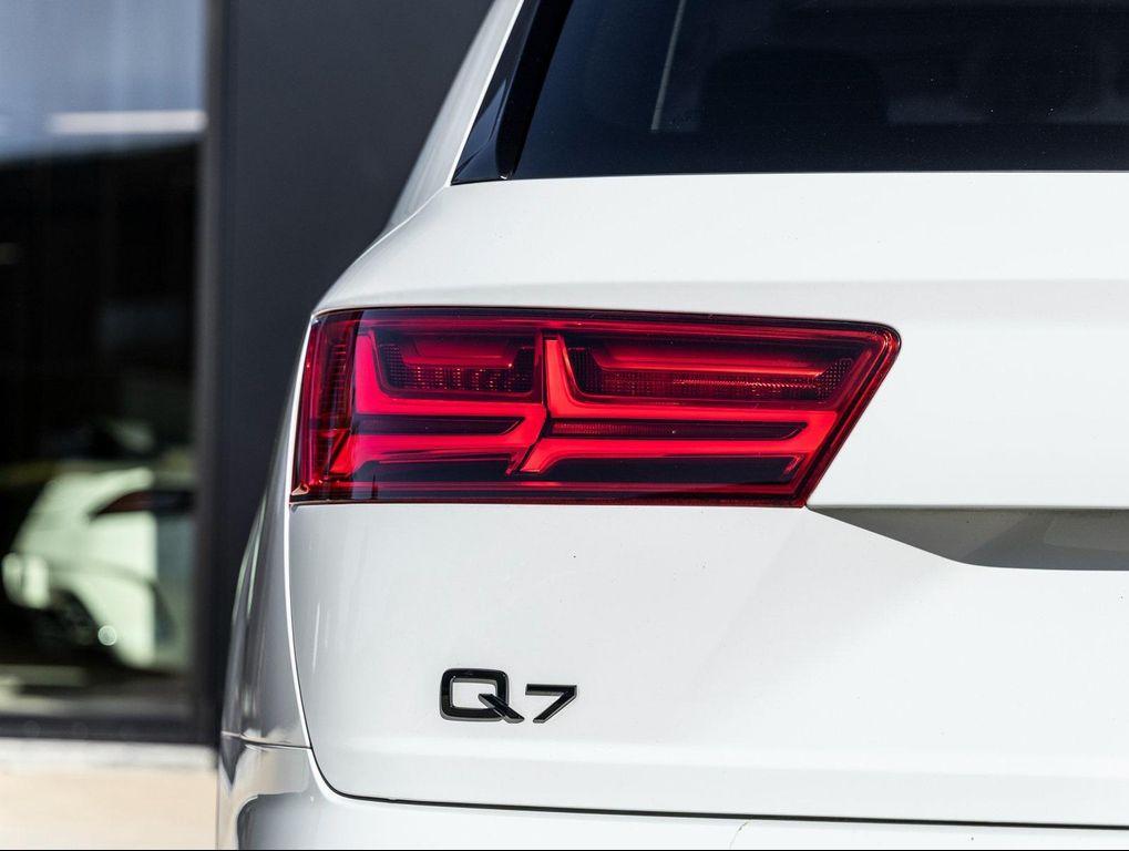 used 2018 Audi Q7 car, priced at $19,591