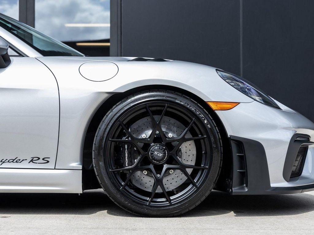 new 2025 Porsche 718 Spyder car, priced at $202,185