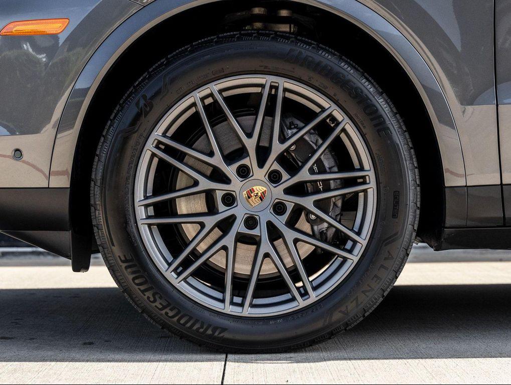 used 2025 Porsche Cayenne car, priced at $89,595
