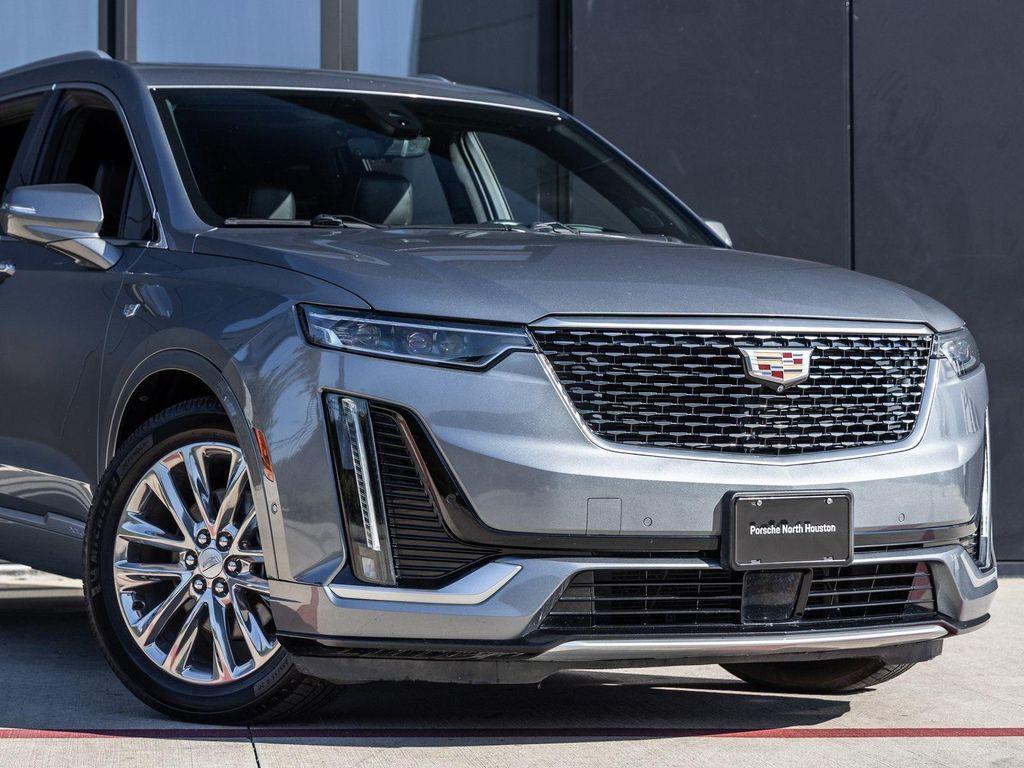 used 2021 Cadillac XT6 car, priced at $29,991