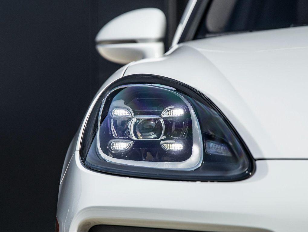 used 2022 Porsche Cayenne car, priced at $62,891