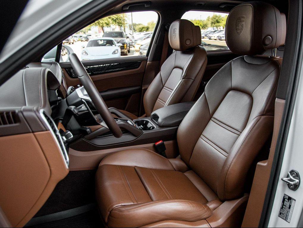 used 2022 Porsche Cayenne car, priced at $62,891