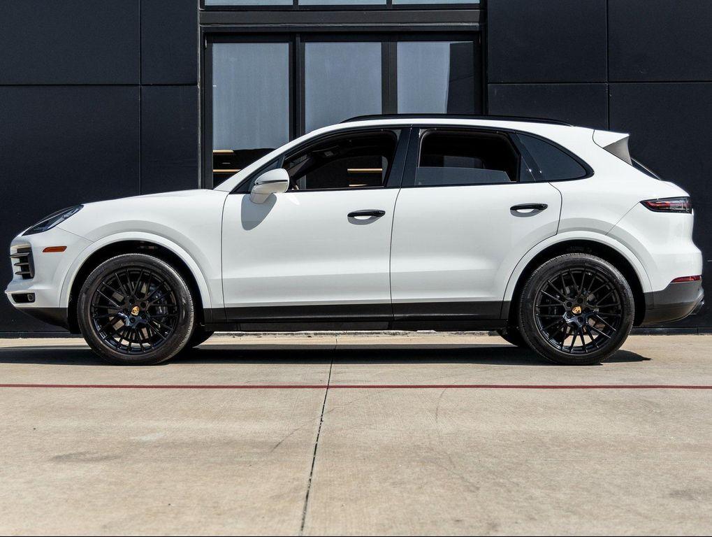 used 2022 Porsche Cayenne car, priced at $62,891