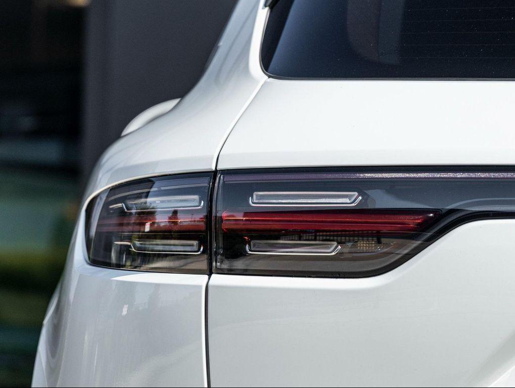 used 2022 Porsche Cayenne car, priced at $62,891