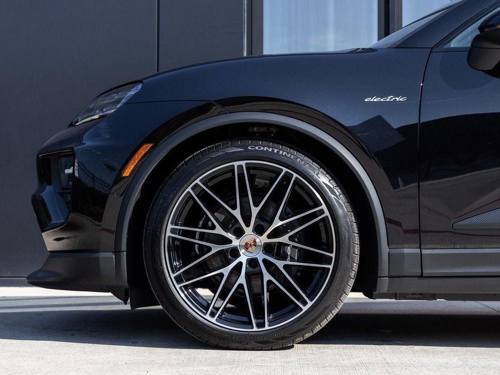 new 2025 Porsche Macan car, priced at $102,495