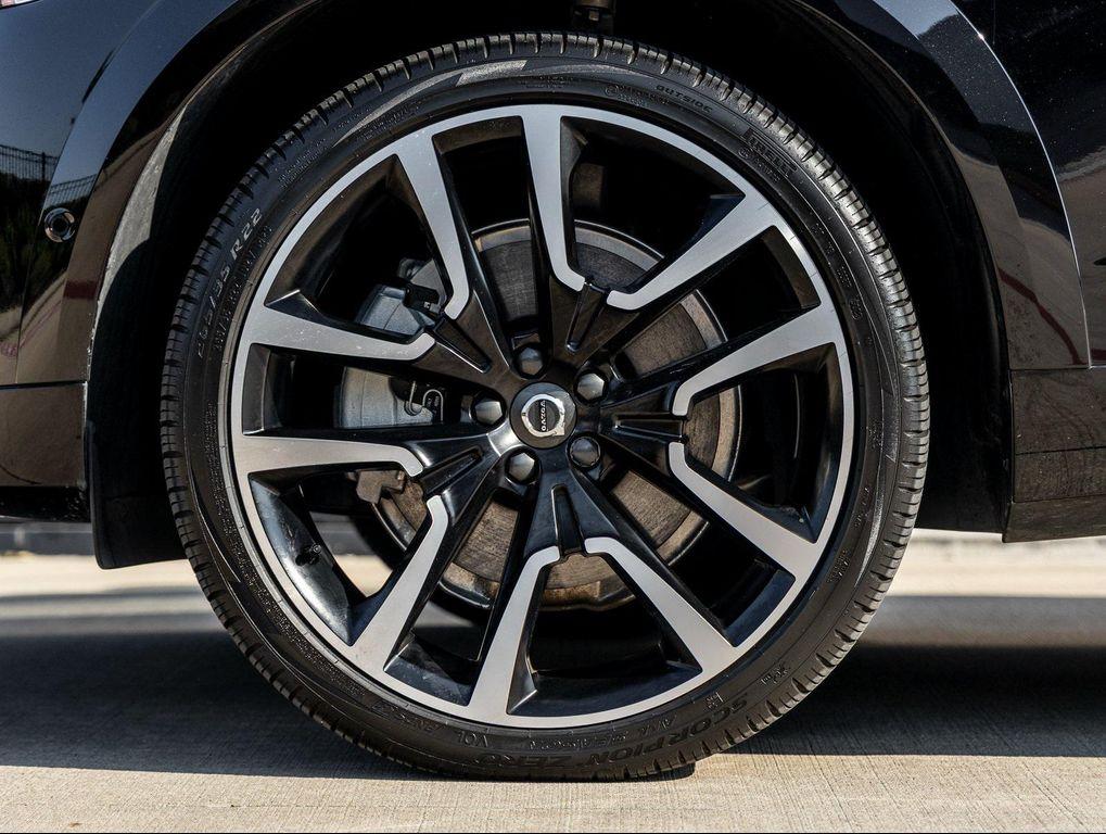 used 2025 Volvo XC60 Plug-In Hybrid car, priced at $58,991