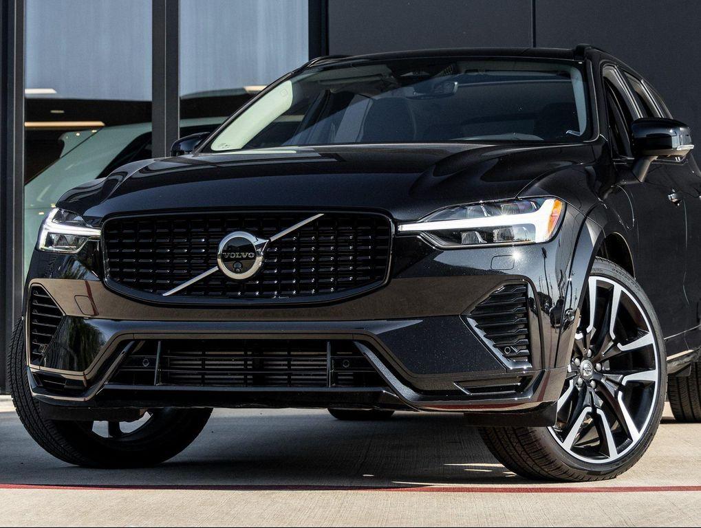 used 2025 Volvo XC60 Plug-In Hybrid car, priced at $58,991