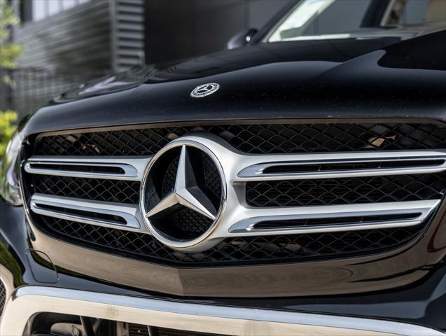 used 2019 Mercedes-Benz GLC 300 car, priced at $19,491