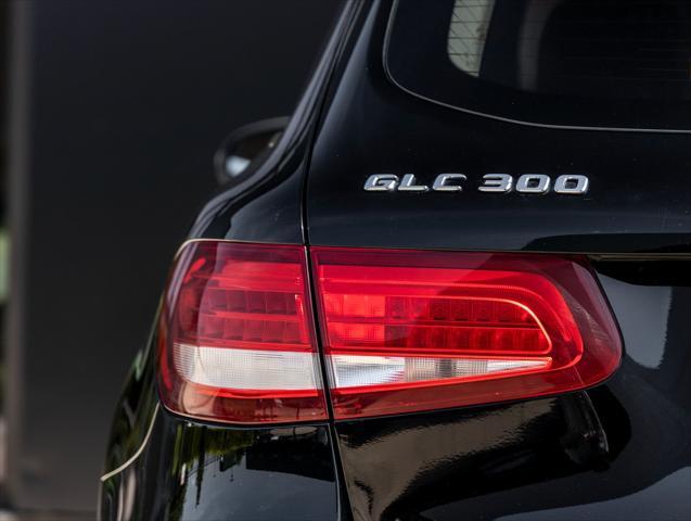 used 2019 Mercedes-Benz GLC 300 car, priced at $19,491