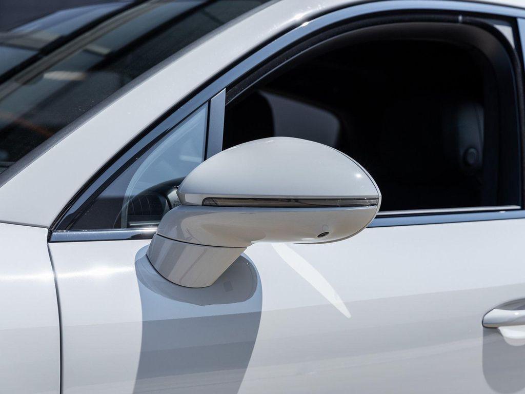 new 2025 Porsche Cayenne car, priced at $205,545