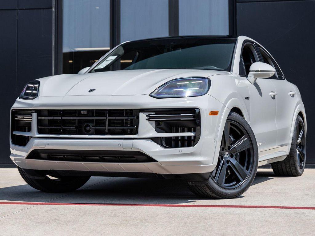 new 2025 Porsche Cayenne car, priced at $205,545