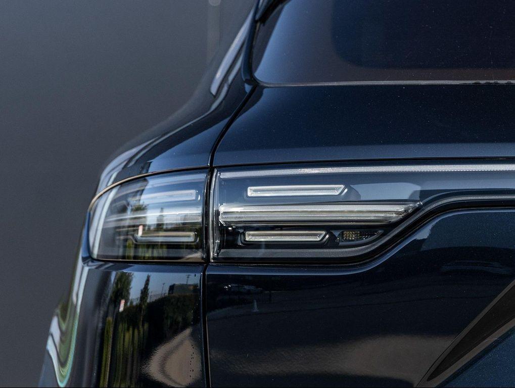 used 2023 Porsche Cayenne car, priced at $62,991