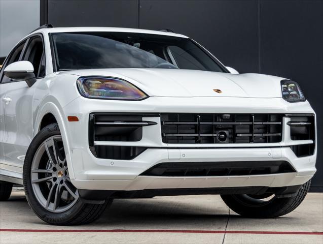used 2025 Porsche Cayenne car, priced at $99,565