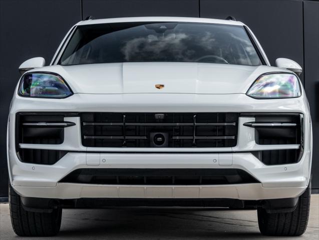 used 2025 Porsche Cayenne car, priced at $99,565