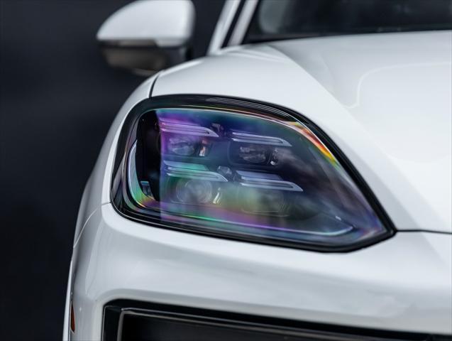 used 2025 Porsche Cayenne car, priced at $99,565