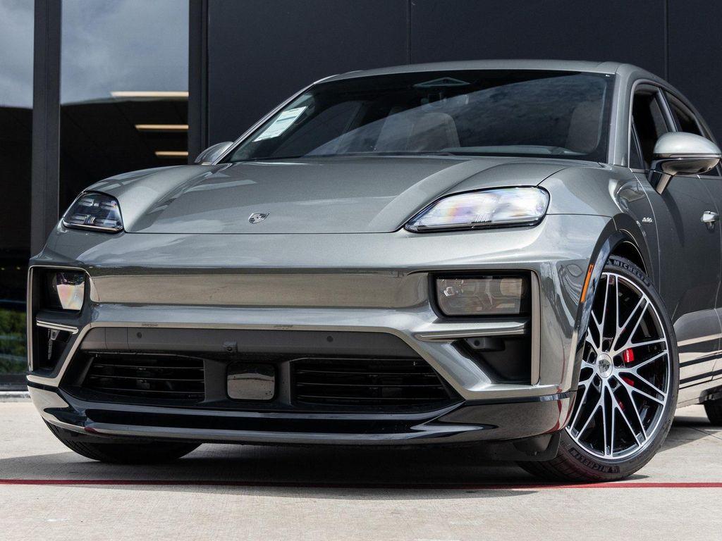 new 2025 Porsche Macan car, priced at $134,645