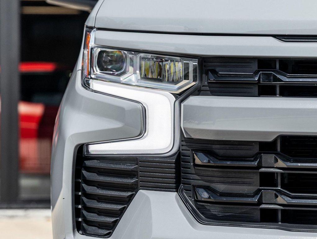 used 2024 Chevrolet Silverado 1500 car, priced at $50,991