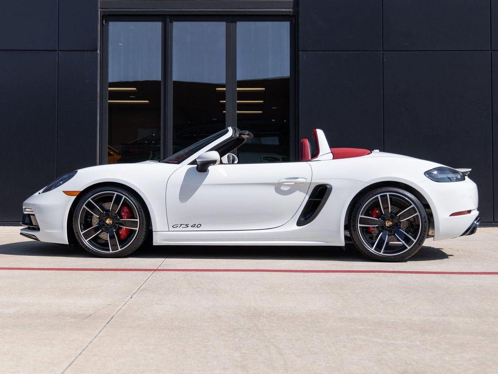 new 2025 Porsche 718 Boxster car, priced at $136,735
