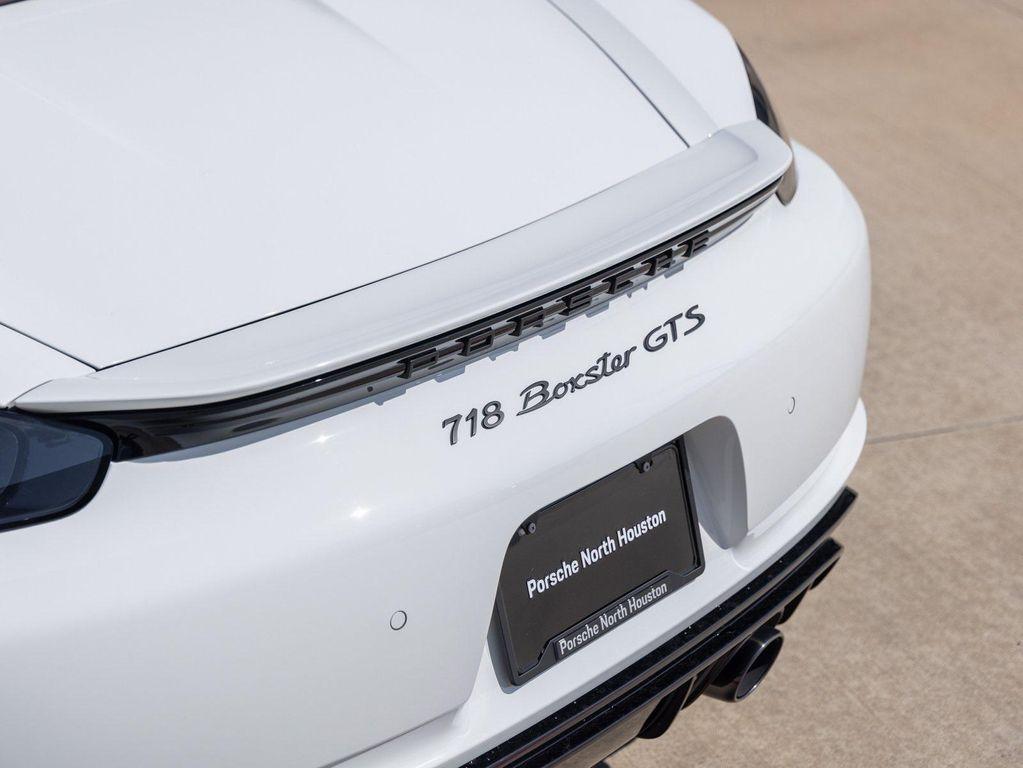 new 2025 Porsche 718 Boxster car, priced at $136,735