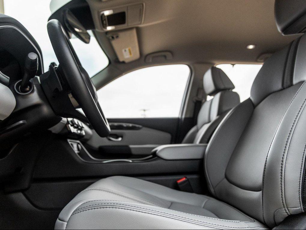 used 2025 Honda Pilot car, priced at $38,491
