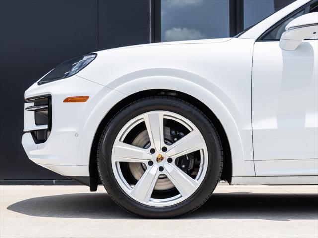 used 2025 Porsche Cayenne car, priced at $149,991