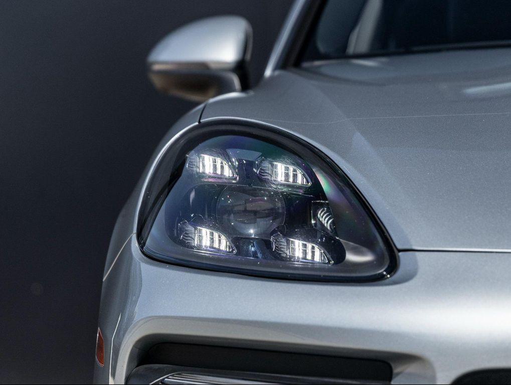 used 2021 Porsche Cayenne car, priced at $48,998