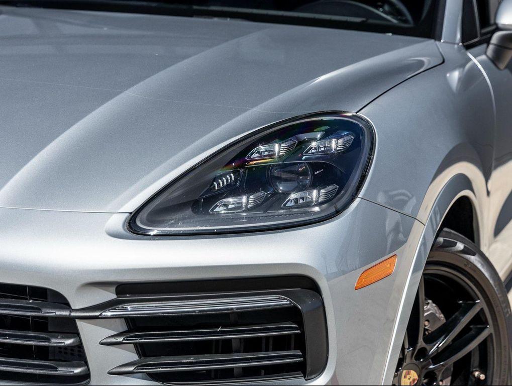 used 2021 Porsche Cayenne car, priced at $48,998