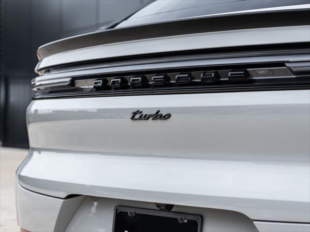 used 2025 Porsche Cayenne E-Hybrid car, priced at $187,991